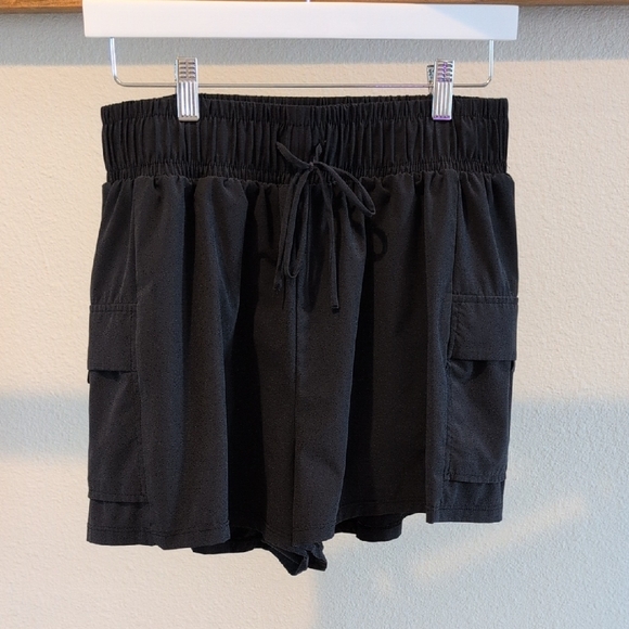 FLX Pants - Black Cargo Shorts with Elastic Waistband and Relaxed Fit